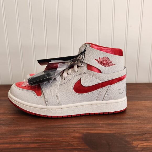 Air Jordan 1 Size 8 Zoom Comfort 2 High Valentine's Day New - Picture 7 of 13